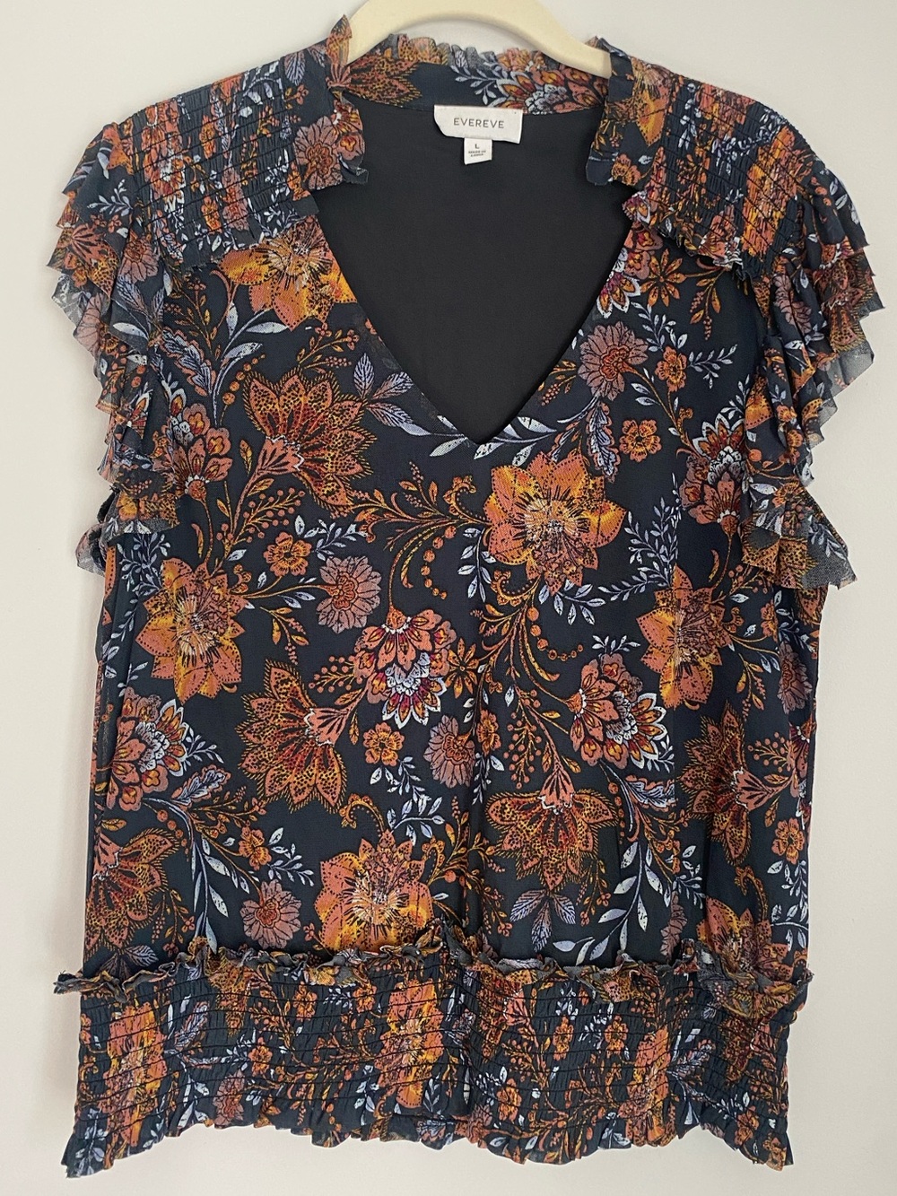 Evereve Floral Ruffle V-Neck Blouse in Navy and Rust Size Large